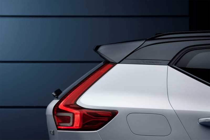 Illustration for article titled The 2018 Volvo XC40 Looks Great And You Can Own It In A New And Different Way